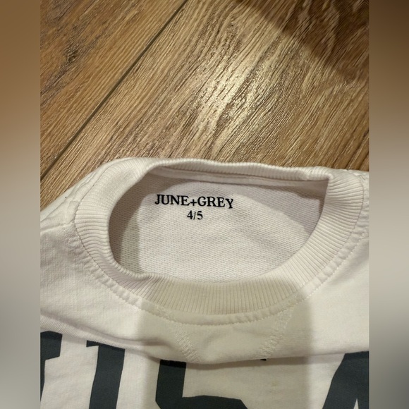 June + Grey - Picture 3 of 3